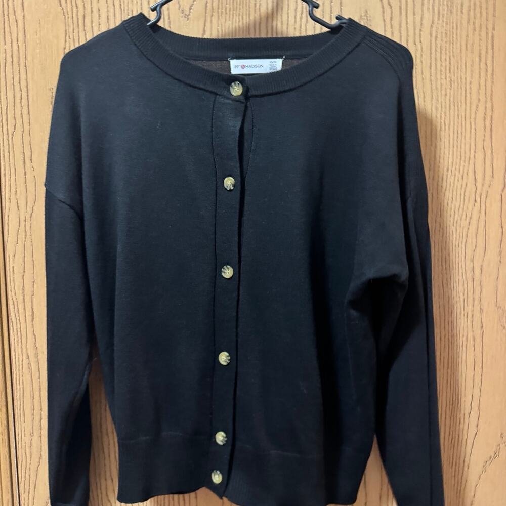 89th & Madison Cardigan sweater size XS